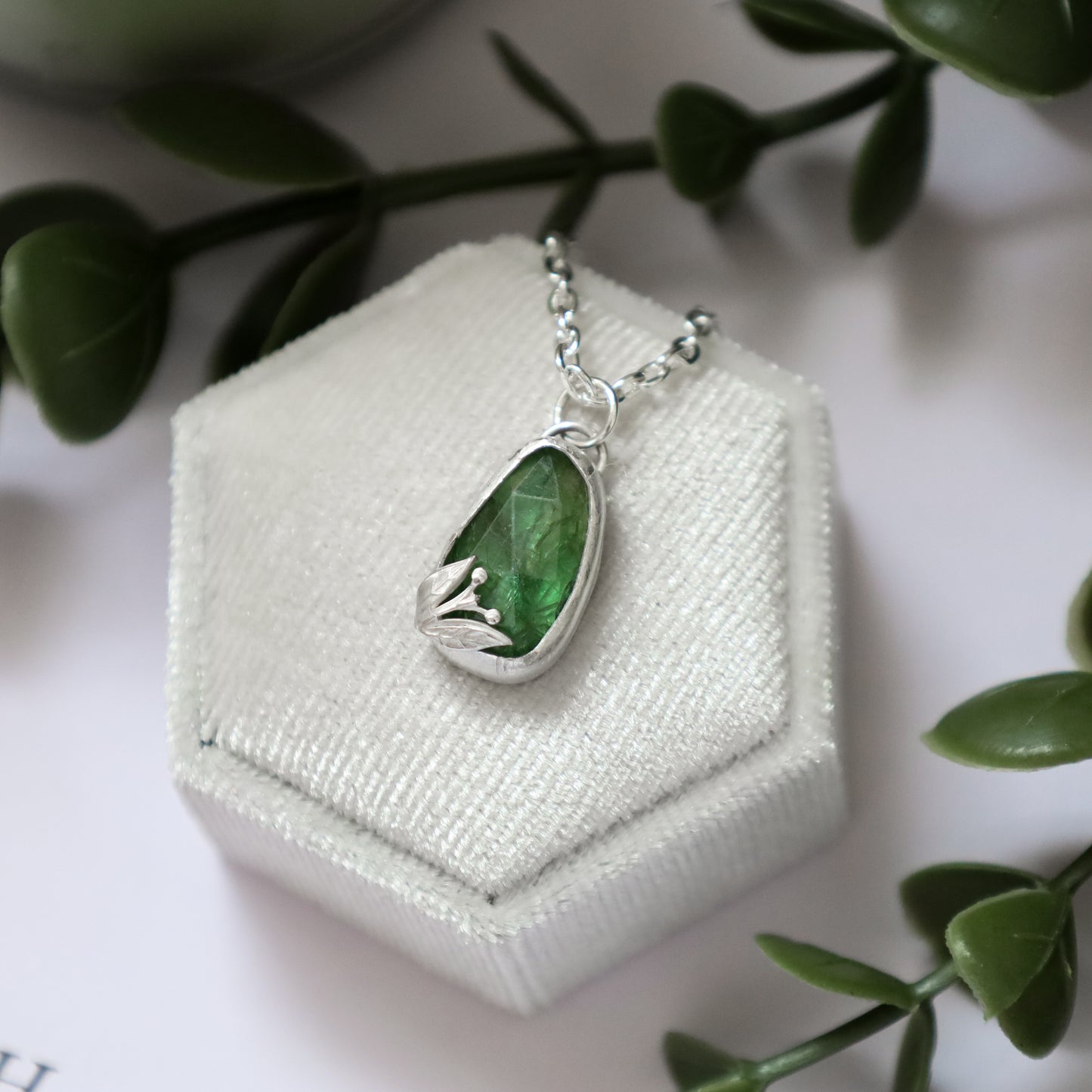 APOLLO NECKLACE (MINT KYANITE - MTO)