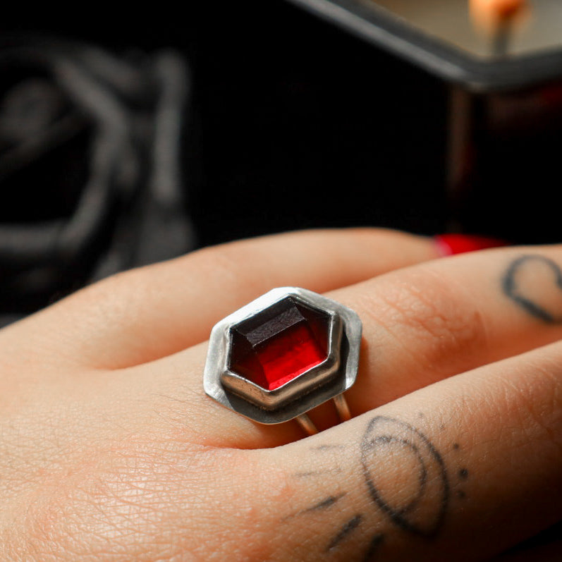CRIMSON RING (GARNET MTO)