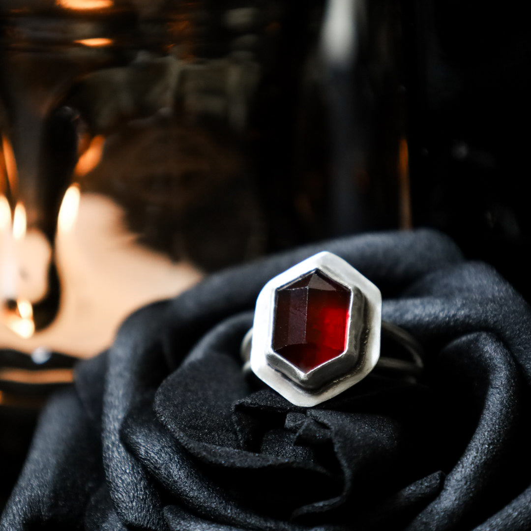 CRIMSON RING (GARNET MTO)