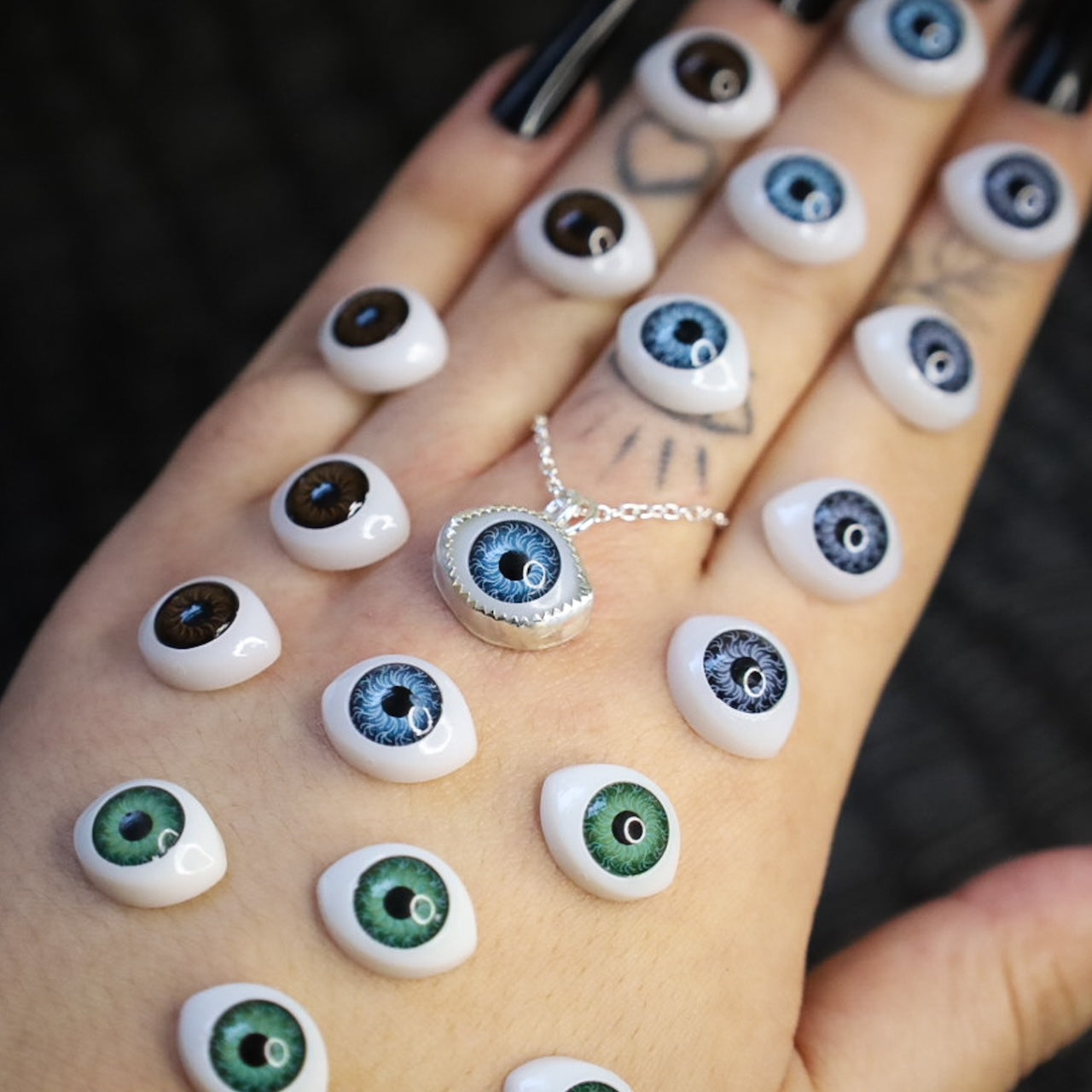 VISION NECKLACE (MTO) different eye colours