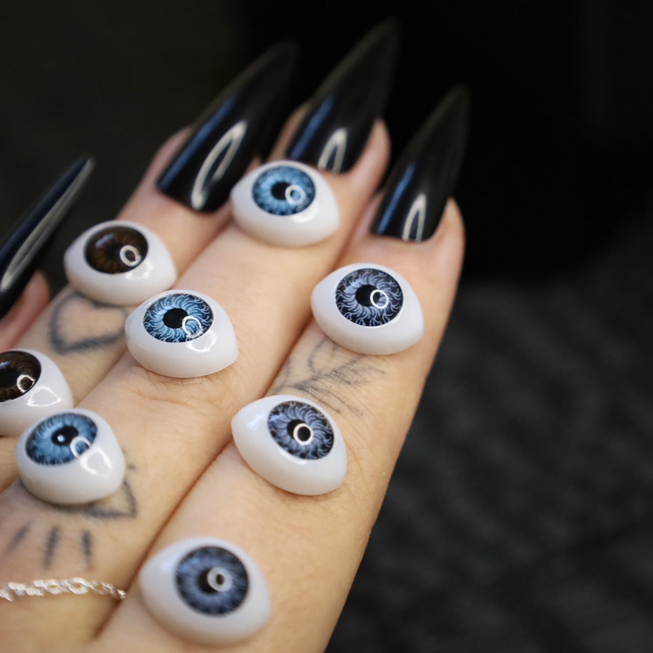 VISION NECKLACE (MTO) different eye colours