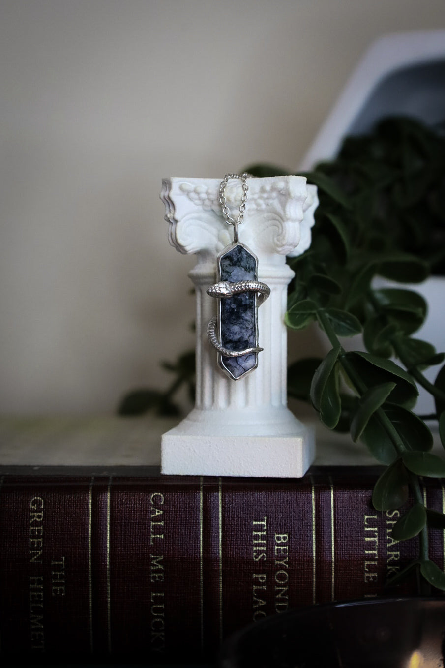 VENOM'S GRASP NECKLACE (MTO)