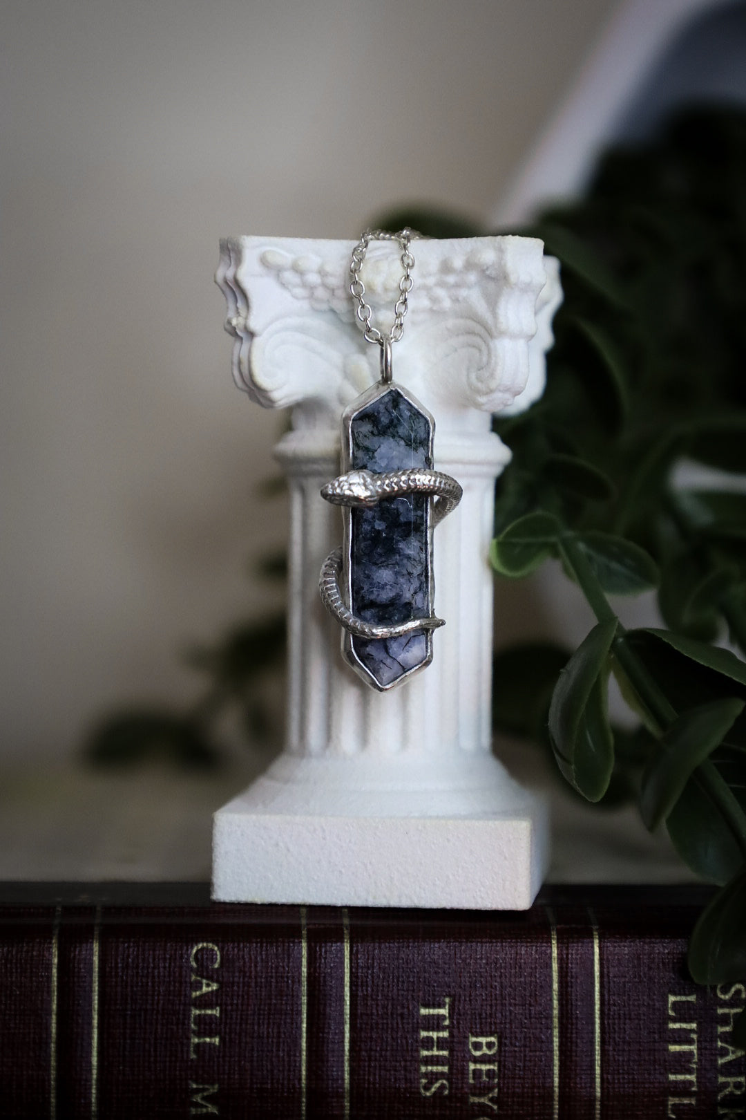 VENOM'S GRASP NECKLACE (MTO)