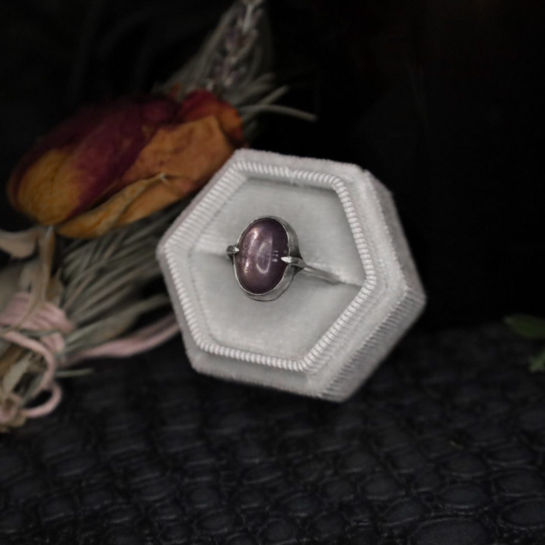 GEM LEPIDOLITE RING (SIZE U 1/2)