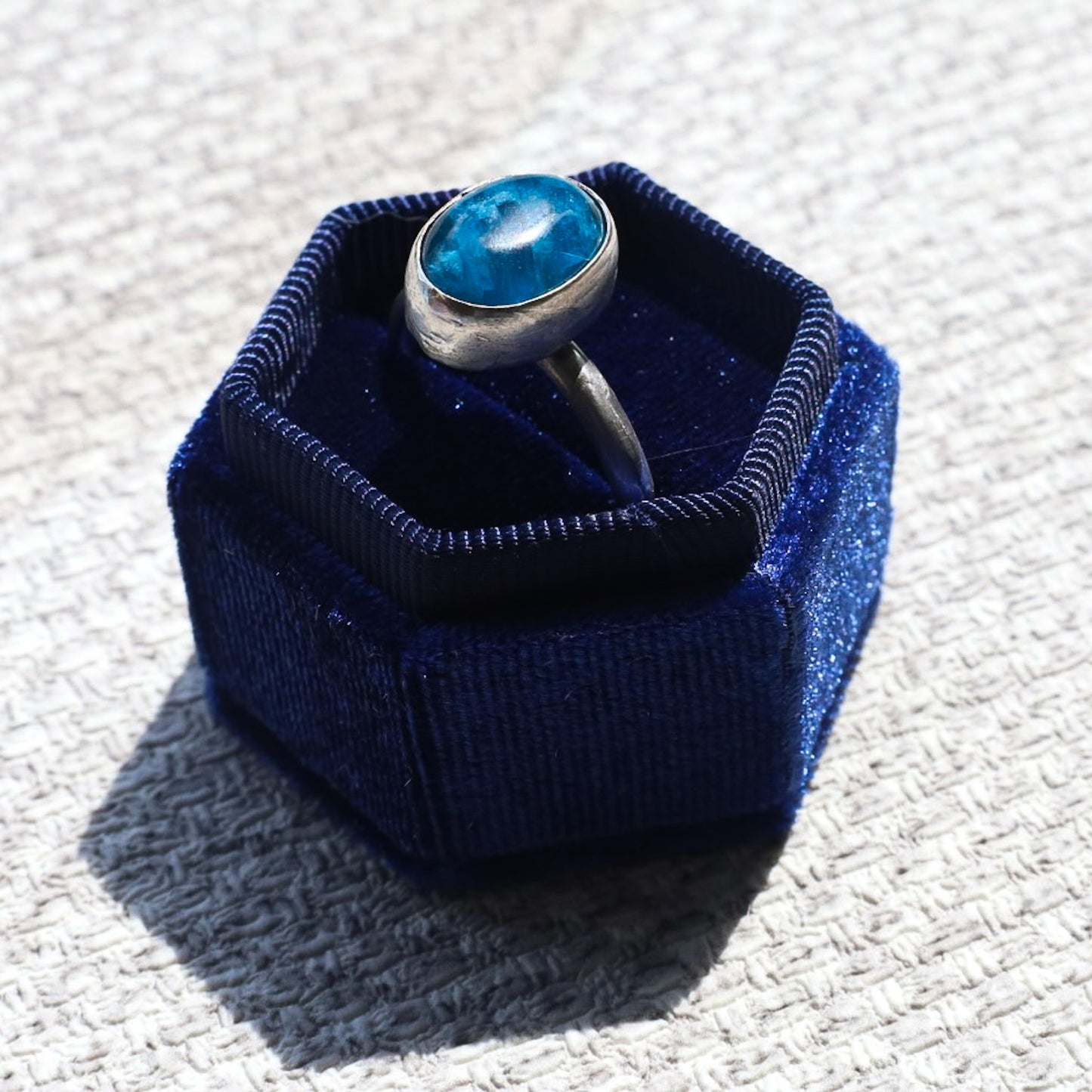 APATITE RING (SIZE X)