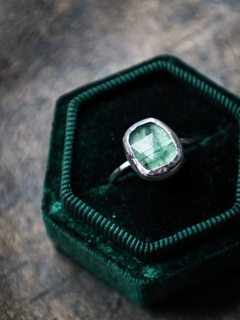 MINT KYANITE RING (RTS- SIZE S)