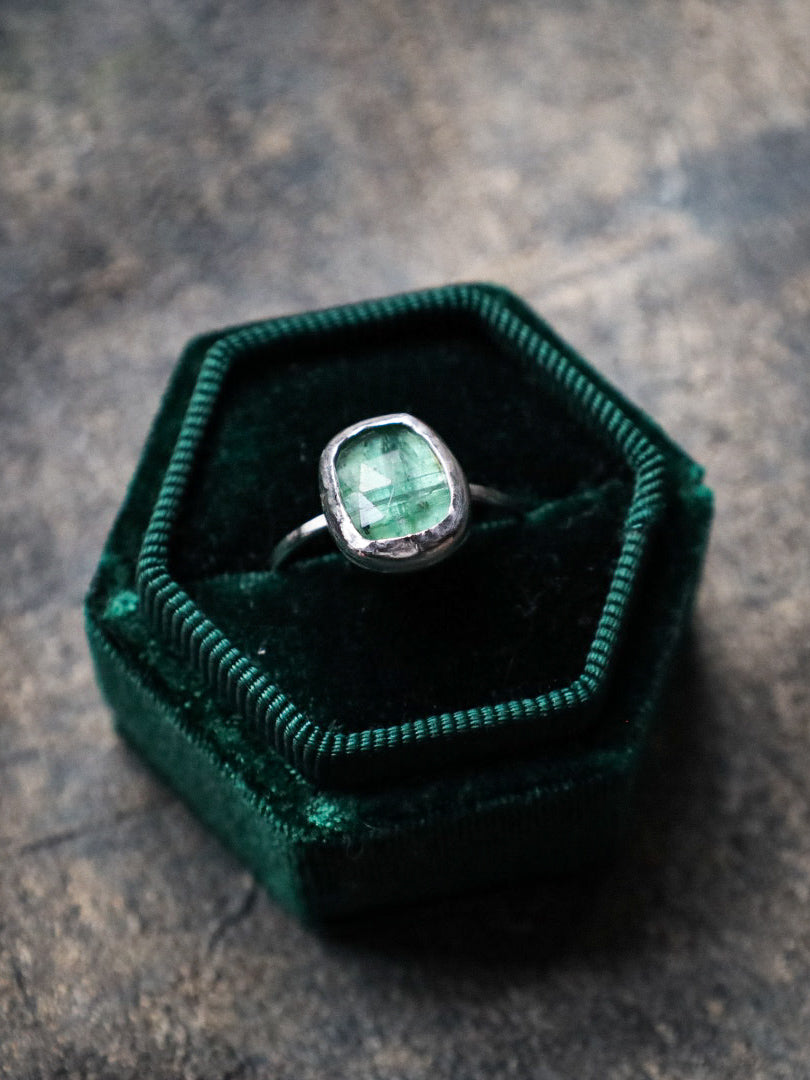 MINT KYANITE RING (RTS- SIZE S)