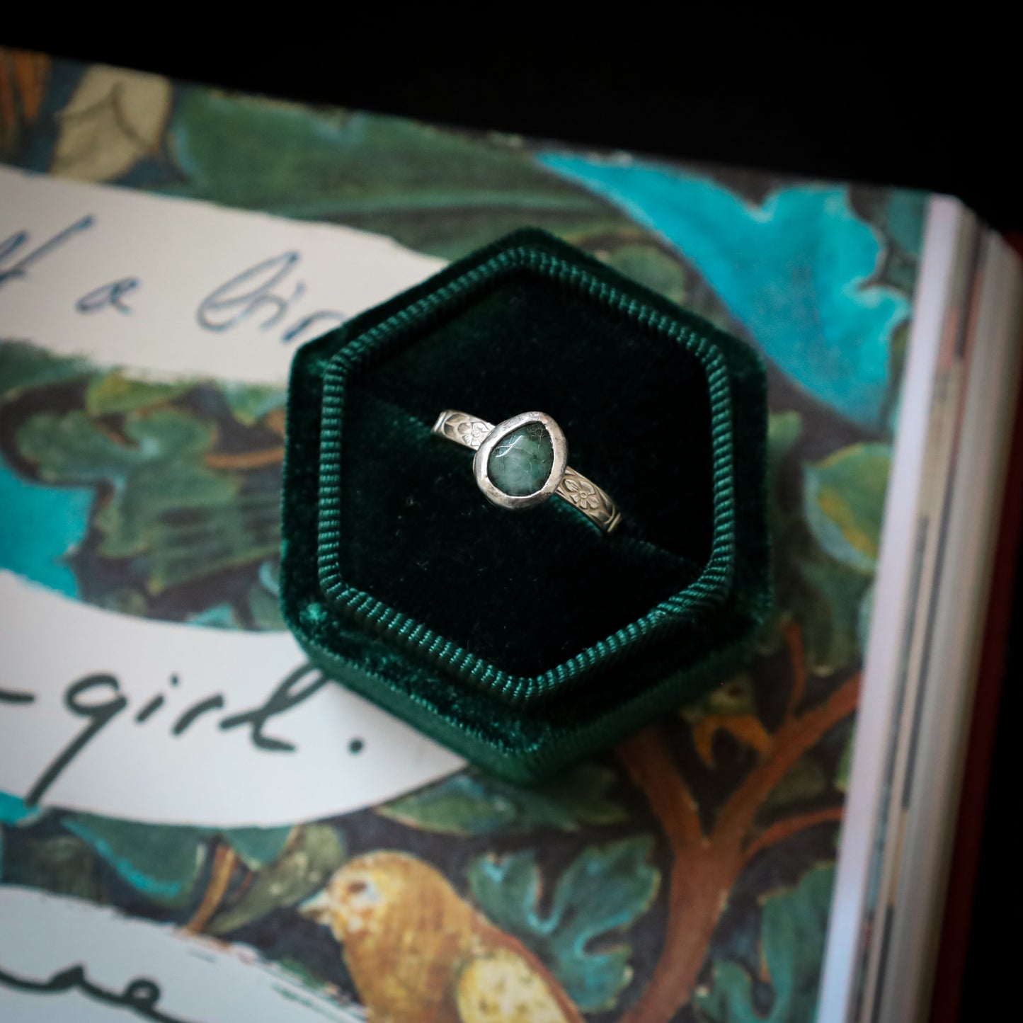 VERDALIA RING (EMERALD MTO)