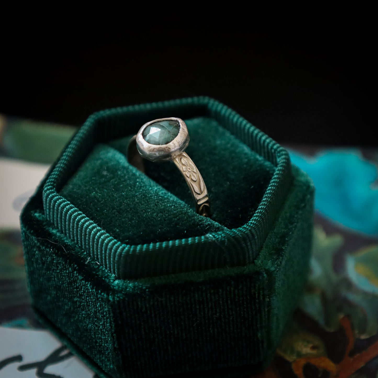 VERDALIA RING (EMERALD MTO)