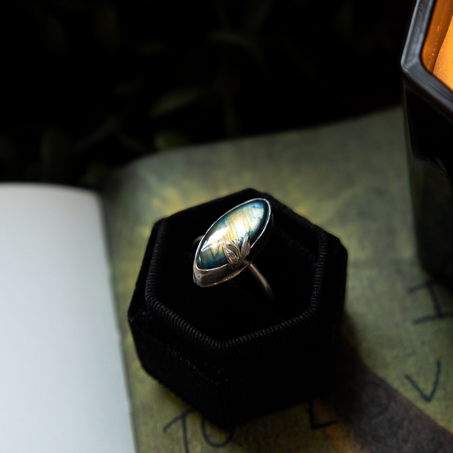 BLOOM - LABRADORITE RING (R 3/4)