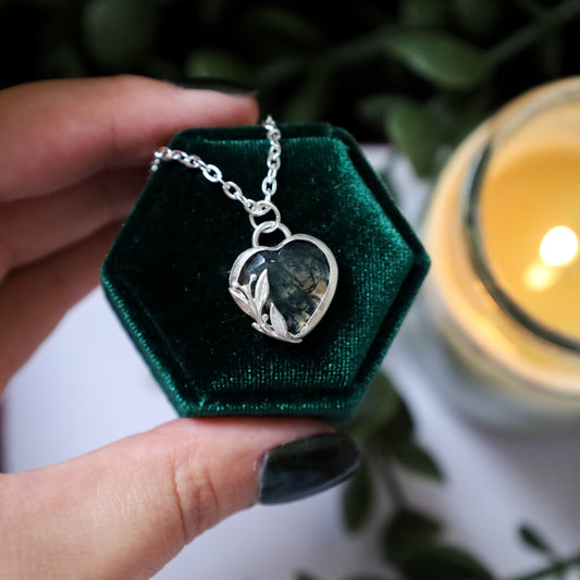 Vesta necklace (Moss Agate MTO)