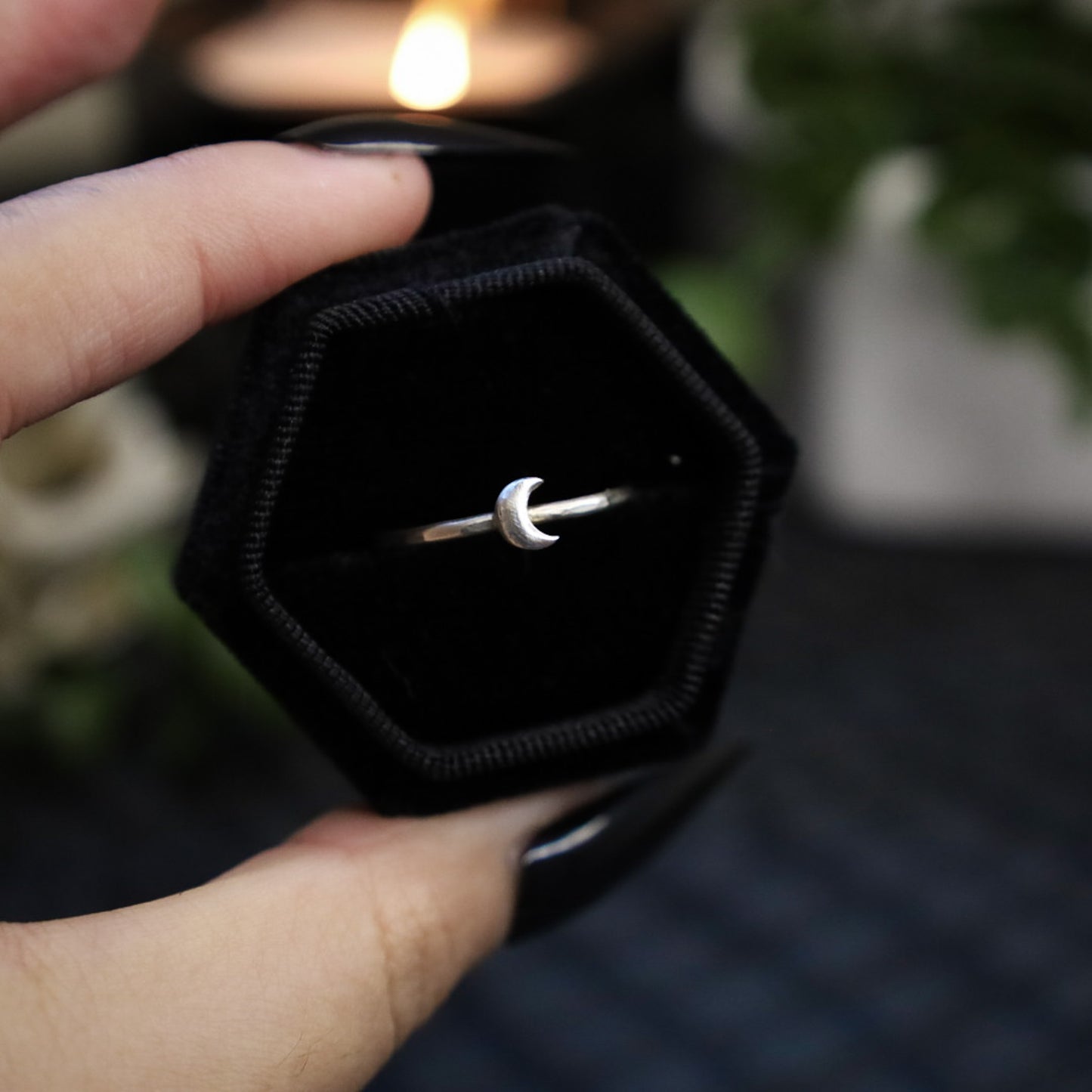 SILVER MOON RING (RTS - SIZE R 1/2)