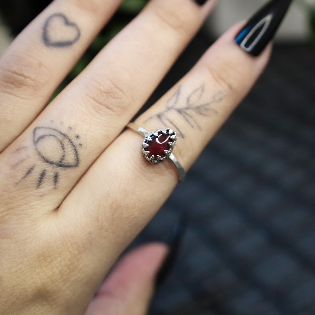 BLOODY MARY RING (RTS - SIZE S)